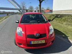 Rood Gebruikt 2006 Toyota Yaris Terra Hatchback | € 2.750 (Eerlijke prijs)