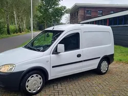 Wit Gebruikt 2007 Opel Combo MPV | € 999