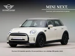 Wit Gebruikt 2021 Mini ONE Business Hatchback | € 18.750 (Iets duurder)
