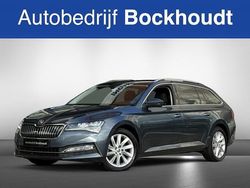 Grijs Gebruikt 2020 Skoda Superb Stationwagen | € 22.900 (Goede deal)