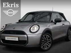 Grijs Gebruikt 2024 Mini Cooper Classic Hatchback | € 31.950