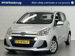 Grijs, metallic lak Gebruikt 2018 Hyundai i10 Comfort Hatchback | € 10.425 (Eerlijke prijs)