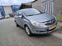 Grijs Gebruikt 2009 Opel Corsa Enjoy MPV | € 1.500 (Goede deal)