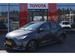 Grijs Gebruikt 2023 Toyota Yaris Hatchback | € 21.390 (Eerlijke prijs)