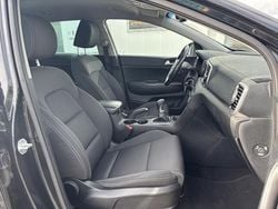 Zwart Gebruikt 2018 Kia Sportage Style SUV | € 18.440 (Eerlijke prijs)