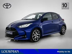 Blauw metallic Gebruikt 2020 Toyota Yaris Executive Hatchback | € 21.445 (Eerlijke prijs)