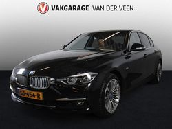 Zwart Gebruikt 2018 BMW 318 Comfort Edition Sedan | € 17.445 (Eerlijke prijs)