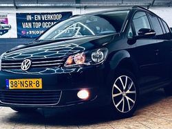 Zwart Gebruikt 2010 VW Touran Comfortline MPV | € 4.999 (Goede deal)