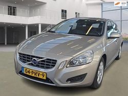 Grijs Gebruikt 2011 Volvo V60 Kinetic Stationwagen | € 5.950 (Goede deal)