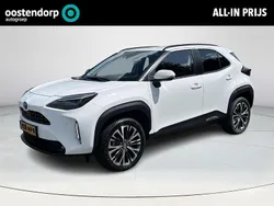 Wit Gebruikt 2024 Toyota Yaris Cross Executive SUV | € 32.900 (Eerlijke prijs)