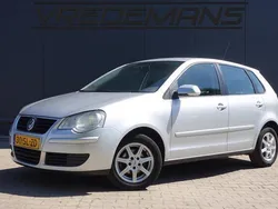 Grijs Gebruikt 2006 VW Polo Sportline Hatchback | € 2.450 (Eerlijke prijs)
