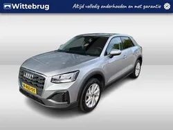 Grijs, metallic lak Gebruikt 2021 Audi Q2 Proline SUV | € 21.950 (Eerlijke prijs)
