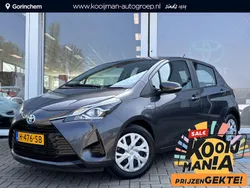 Grijs Gebruikt 2020 Toyota Yaris Hybrid Active Hatchback | € 18.750 (Eerlijke prijs)
