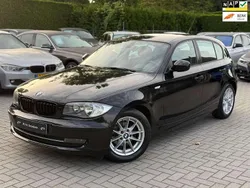 Zwart Gebruikt 2011 BMW 116 Hatchback | € 4.950 (Eerlijke prijs)