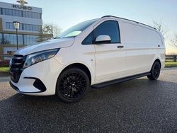 Wit Gebruikt 2024 Mercedes Vito Van | € 39.750 (Eerlijke prijs)