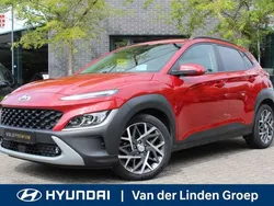 Rood metallic Gebruikt 2021 Hyundai Kona Premium SUV | € 26.450 (Iets duurder)