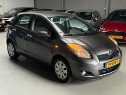 Grijs Gebruikt 2010 Toyota Yaris Hatchback | € 5.249 (Eerlijke prijs)
