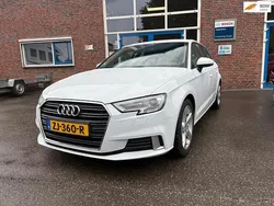 Wit Gebruikt 2018 Audi A3 Sportback Sport Hatchback | € 19.995 (Eerlijke prijs)