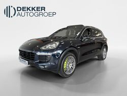 Blauw Gebruikt 2015 Porsche Cayenne SUV | € 37.945 (Eerlijke prijs)