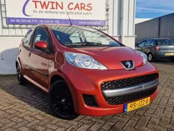 Oranje Gebruikt 2009 Peugeot 107 Hatchback | € 2.650 (Iets duurder)