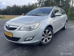 Grijs Gebruikt 2011 Opel Astra Edition Stationwagen | € 2.499 (Goede deal)