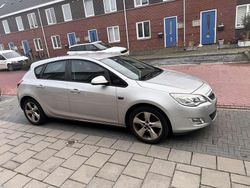 Gebruikt 2011 Opel Astra Innovation Hatchback | € 6.100 (Eerlijke prijs)