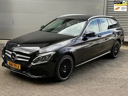 Zwart Gebruikt 2016 Mercedes C200 | € 22.949
