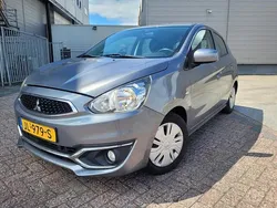 Grijs Gebruikt 2016 Mitsubishi Space Star Hatchback | € 5.999 (Eerlijke prijs)