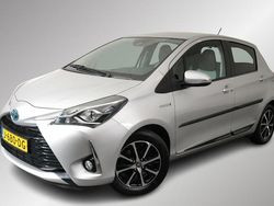 Grijs Gebruikt 2019 Toyota Yaris Hybrid Limited Hatchback | € 17.399 (Goede deal)