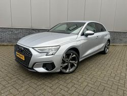 Grijs Gebruikt 2021 Audi A3 Business Hatchback | € 24.999 (Eerlijke prijs)