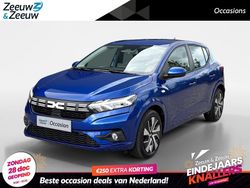 Bleu iron rqh (donker blauw) Gebruikt 2024 Dacia Sandero Expression Hatchback | € 16.935 (Eerlijke prijs)