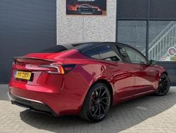 Rood Gebruikt 2024 Tesla Model 3 Performance Sedan | € 49.999
