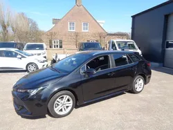 Zwart Gebruikt 2020 Toyota Corolla Active Stationwagen | € 18.995 (Eerlijke prijs)