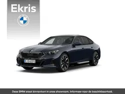 Zwart Nieuw 2025 BMW i5 M Sport Sedan | € 91.812 (Iets duurder)
