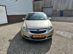 Beige Gebruikt 2008 Opel Corsa MPV | € 3.750 (Eerlijke prijs)