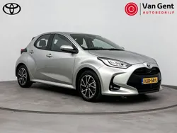 Grijs Gebruikt 2024 Toyota Yaris Hatchback | € 25.499 (Eerlijke prijs)
