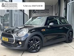 Zwart Gebruikt 2018 Mini ONE Pepper Hatchback | € 12.399 (Eerlijke prijs)