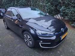 Zwart Gebruikt 2017 VW e-Golf Hatchback | € 9.550 (Goede deal)