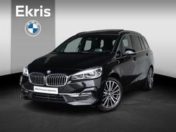 Zwart Gebruikt 2022 BMW 218 Comfort Edition Stationwagen | € 27.995 (Eerlijke prijs)