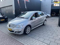 Grijs Gebruikt 2010 Mercedes B160 Business MPV | € 3.999 (Super prijs)