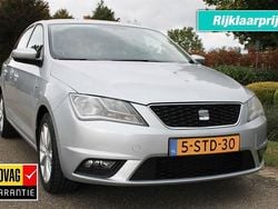 Grijs, metallic lak Gebruikt 2014 Seat Toledo Hatchback | € 8.900 (Eerlijke prijs)