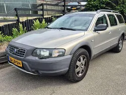 Beige, metallic lak Gebruikt 2002 Volvo XC70 Comfort SUV | € 2.995 (Iets duurder)