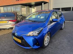 Blauw Gebruikt 2017 Toyota Yaris Hatchback | € 8.995 (Goede deal)