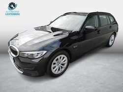 Zwart Gebruikt 2022 BMW 320 Stationwagen | € 27.750 (Super prijs)
