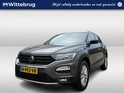 Grijs Gebruikt 2021 VW T-Roc Style SUV | € 25.950 (Goede deal)