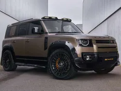 Bruin Gebruikt 2023 Land Rover Defender S SUV | € 125.950