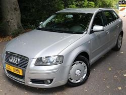 Grijs Gebruikt 2006 Audi A3 Sportback Attraction Hatchback | € 3.250 (Eerlijke prijs)