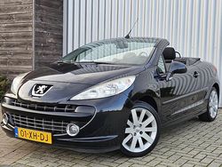 Zwart (metallic) Gebruikt 2007 Peugeot 207 CC Cabriolet | € 3.950 (Eerlijke prijs)