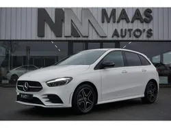 Wit Gebruikt 2023 Mercedes B250 AMG line MPV | € 37.950 (Eerlijke prijs)