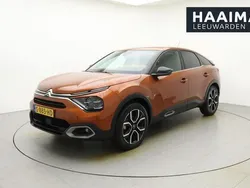 Oranje Gebruikt 2021 Citroën e-C4 Shine SUV | € 18.950 (Eerlijke prijs)